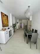 6 Personas Oceanografic Ciencias Roig Arena