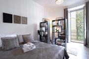 Milano - new, charming, AC, close Palais&Beach