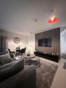 Contemporary 4 Bed Garden Flat in Bermondsey