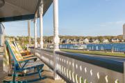 Top Oak Bluffs