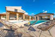 Top Loborika