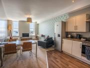 Apartment 12-Ukc40