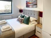 The Hawking - Ukc6398