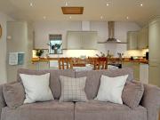Top Kingham