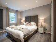 The Larkin - Ukc6401