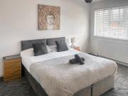 Top Lydiard Millicent