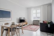 Premium 7th Floor Apartment with Sea View & Historic District