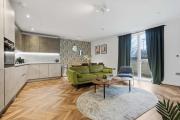 Deluxe 3Bed Apt 3min Olympic Park Stratford City OPA-21-Fred