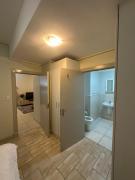 Bright & Stylish 2 Bedroom Apartment