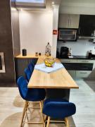 Casa 4 quartos espaçosa, vista mar a 500mts da praia