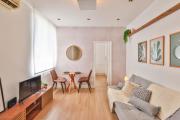 Apartment with air conditioning 2 blocks from Leblon Beach