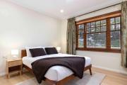 Top Henley Beach South