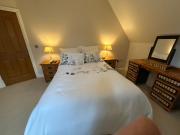 Charming Guest Room with Woodland Views in Silsoe