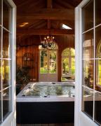 Wellness Oase mit Schwimmteich Whirlpool Sauna