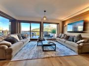 Les Chalets A11 Meribel, spacious family duplex, 100m from ski lift Les Chalets