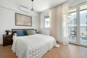 Modern Air-conditioned Studio with Parking and Balcony by Noclegi Renters