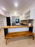 Serene white studio - 2nd floor