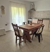 CasaMora departamento céntrico con cochera gratis, 2 habitaciones