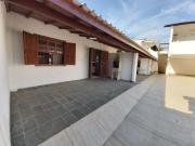 0006.02 - Maranduba - Chalé - 1 Dorm - 5 Pess - 3 Quadras Do Mar - Piscina Coletiva - WIFI