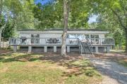 Summer Breeze - Lakefront w Private Dock!