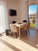 Work-friendly apartment near CERN-GVA-UN & nature