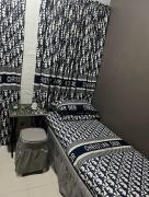 JOHNFONZ BUILDING Affordable Room
