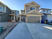 Luxurious home away from home with Aircon