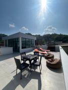 Luxury 4BR Private Pool Villa Sunset Rooftop