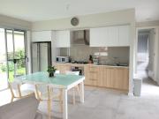 Cosy Private Modern Flat