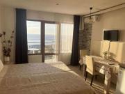 Top Golden Sands