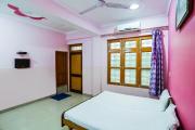 SPOT ON 46300 Kailash Hotel