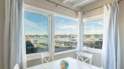 Sleeps 16 Dock Walk to Beach Balboa Fun Zone Dining Edgewater Place