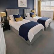 Your Versatile Luxury - Space for All- Sleeps 10