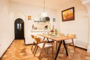 Central Loft with Terrace & Volcano View in Antigua