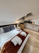 Stockwell Residences - Skyline Loft Studio