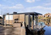 Houseboats Lemmer Luxury stay on the water in Friesland
