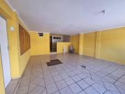 Suíte privativa com ar-condicionado e garagem