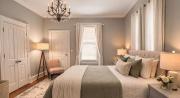 Historic King Suite, Walk to Riverwalk Downtown Wilmington