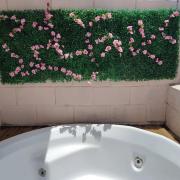 Casa aconchegante com hidro aquecida para até 10 pessoas, lado praia de Itanhaém