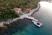 Secluded fishermans cottage Cove Zizanj, Pasman - 25241