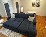 Walk to Lincoln Park, North Avenue Beach, and Second City! Lovely Old Town Charm! condo