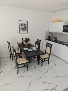 Polonia Sea View Apartments