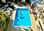 Hotel Marzia con Piscina