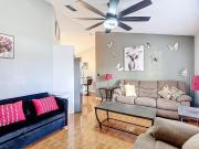 Luxury 4BR Villa Heated Pool Spa 12 Min to Disney