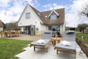 Stunning Detached Countryside Home in Cheltenham