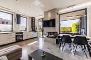 Villa AMMA Pool & Jacuzzi by PikHost