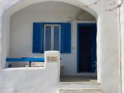 Top Aspro Chorio Paros