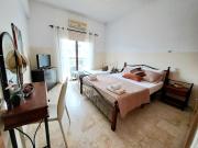 Top Paralimni