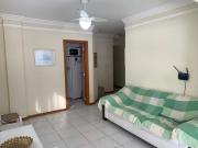 Apartamento junto mar, bem ventilado e iluminado