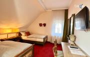 BEGE APARTMENTS OakStay
